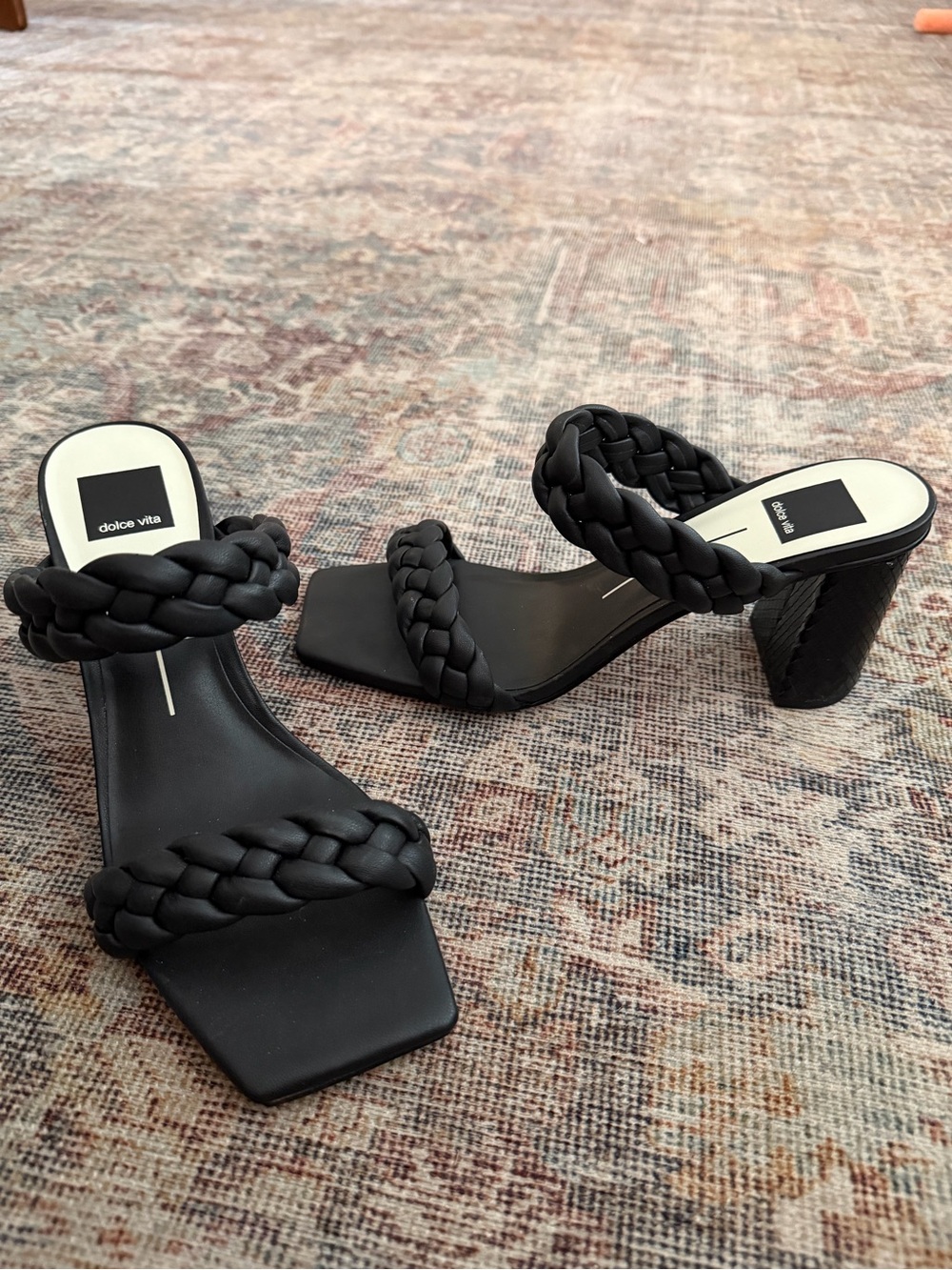 NEW Dolce Vita Paily black braided sandals with chunky heel. Size 9.5.